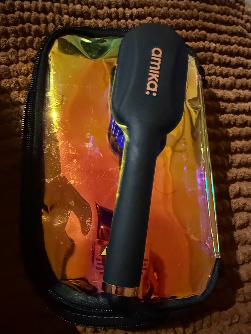 AMIKA  Mini Flat Iron Brush w holographic orange-pink travel pouch